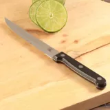 Cuchillo 13 cm acero mango plástico