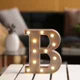 Lámpara Decorativa Letra B Gris