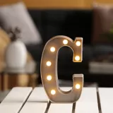 Lámpara Decorativa Letra C Gris